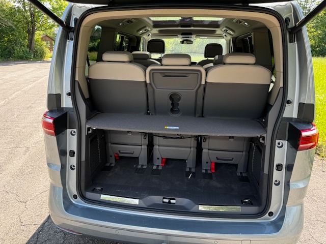 VW T7 MULTIVAN 2.0 TDI Style Liberty DSG