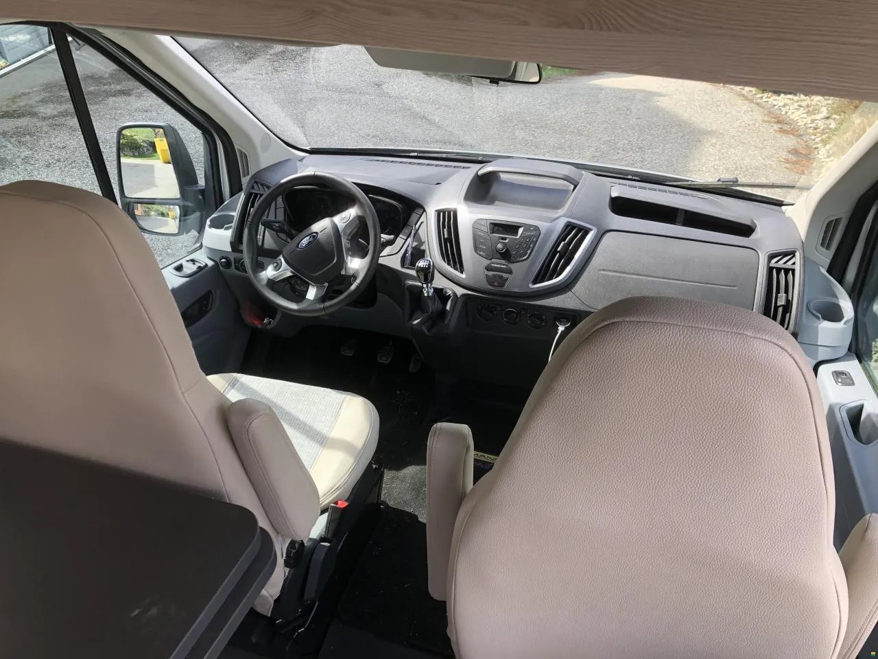 Karmann Dexter 560 AW 4x4 Ford Transit Mobil