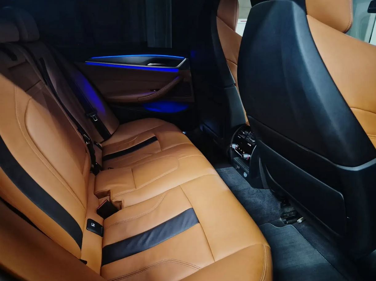 BMW M5 COMPETITION WERKSLACKIERUNG FROZEN BLUE