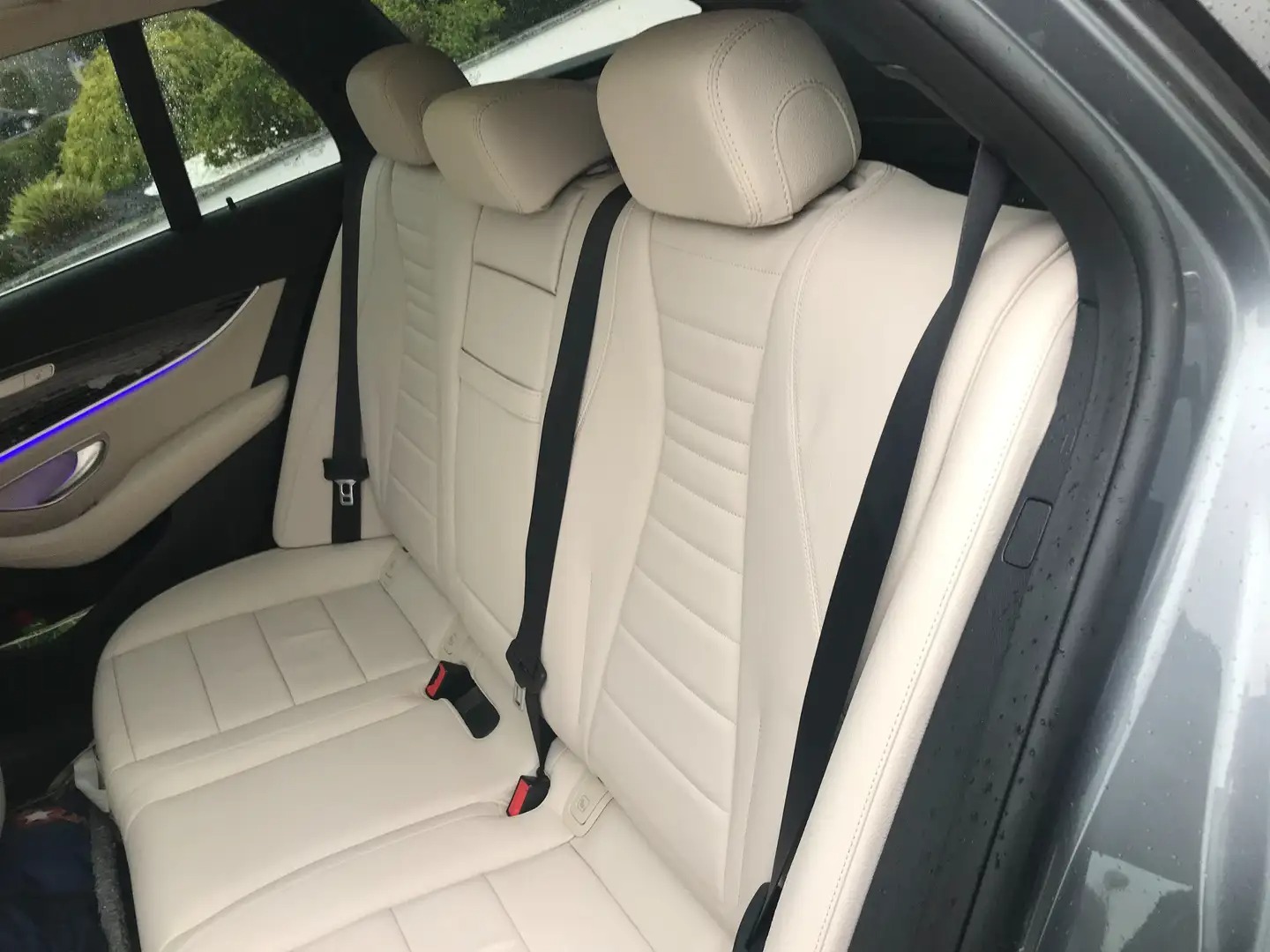 Mercedes-Benz E 300 d T 9G-Tronic Avantgarde Hybrid elekt./ Diesel