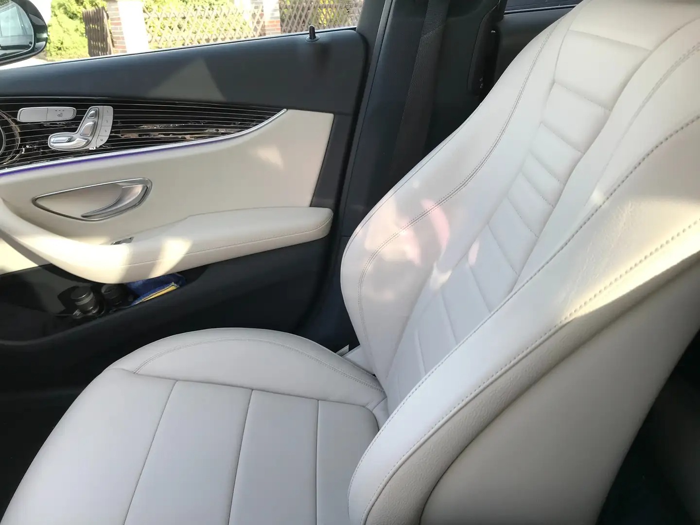 Mercedes-Benz E 300 d T 9G-Tronic Avantgarde Hybrid elekt./ Diesel