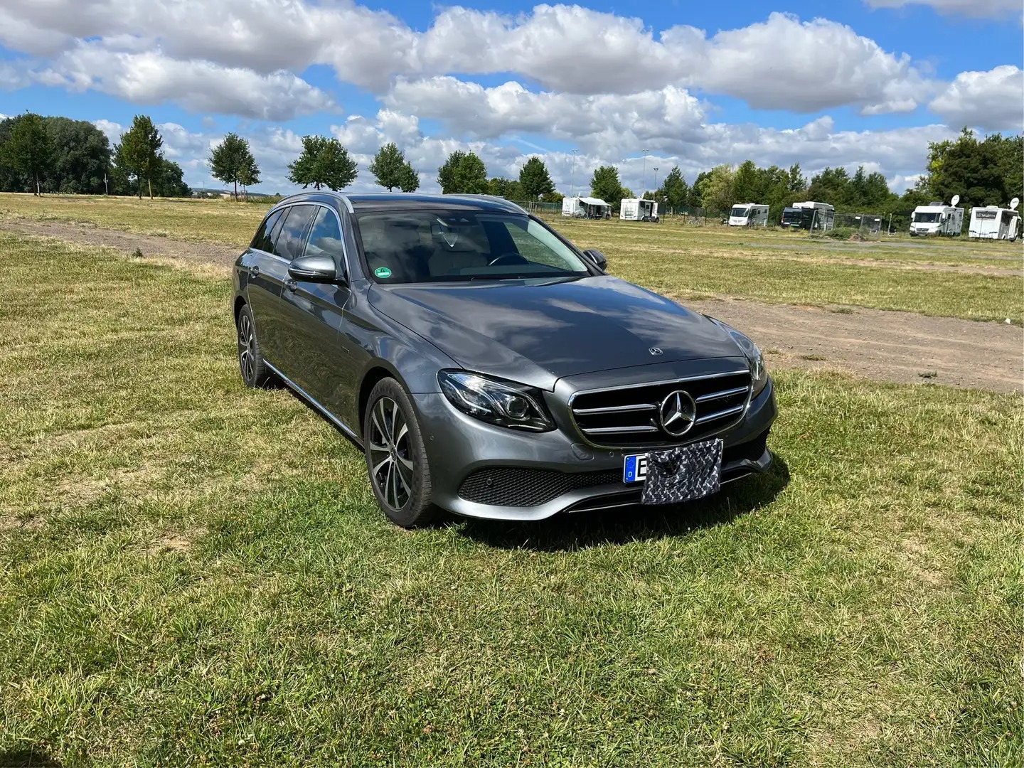 Mercedes-Benz E 300 d T 9G-Tronic Avantgarde Hybrid elekt./ Diesel