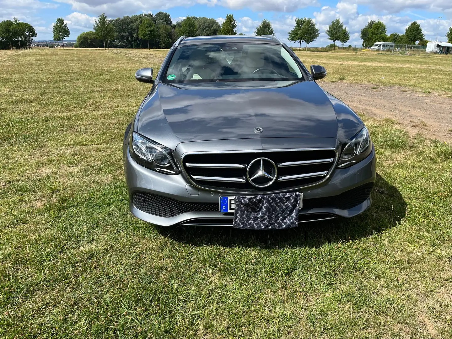 Mercedes-Benz E 300 d T 9G-Tronic Avantgarde Hybrid elekt./ Diesel