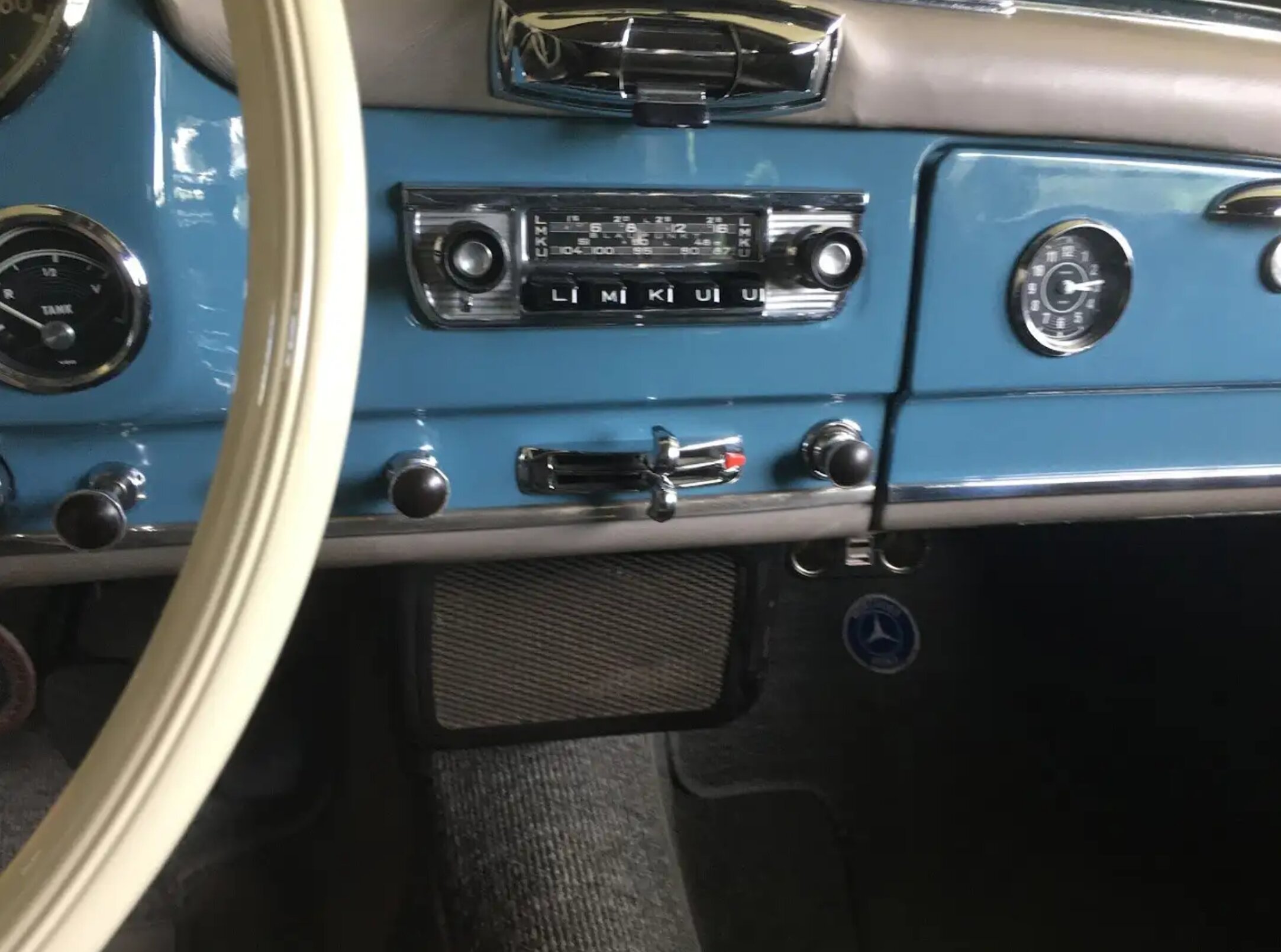 Mercedes-Benz 190 SL