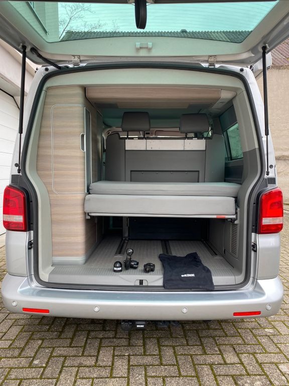 Volkswagen T5 California