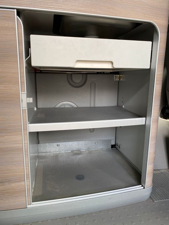 Volkswagen T5 California
