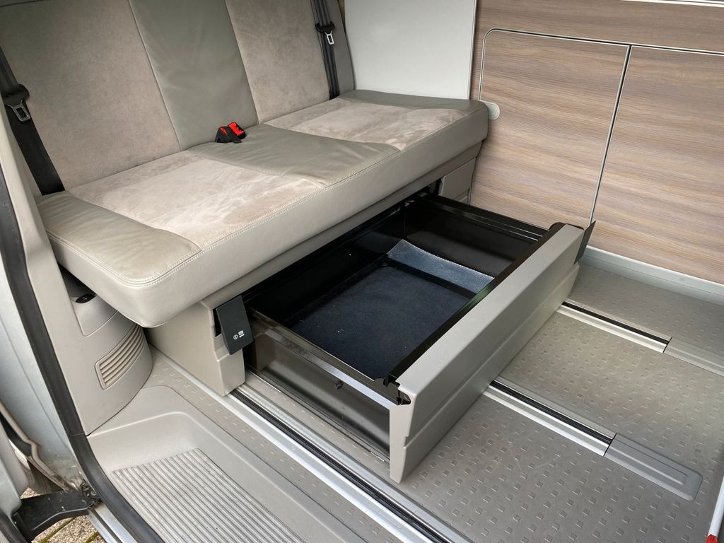 Volkswagen T5 California