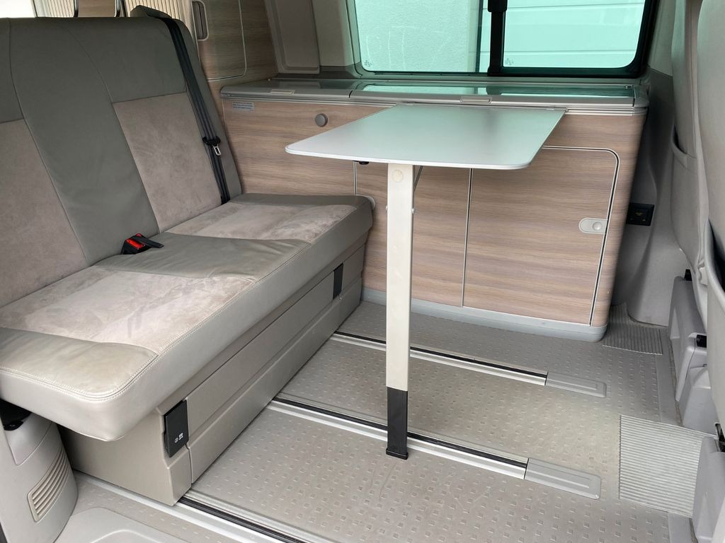 Volkswagen T5 California
