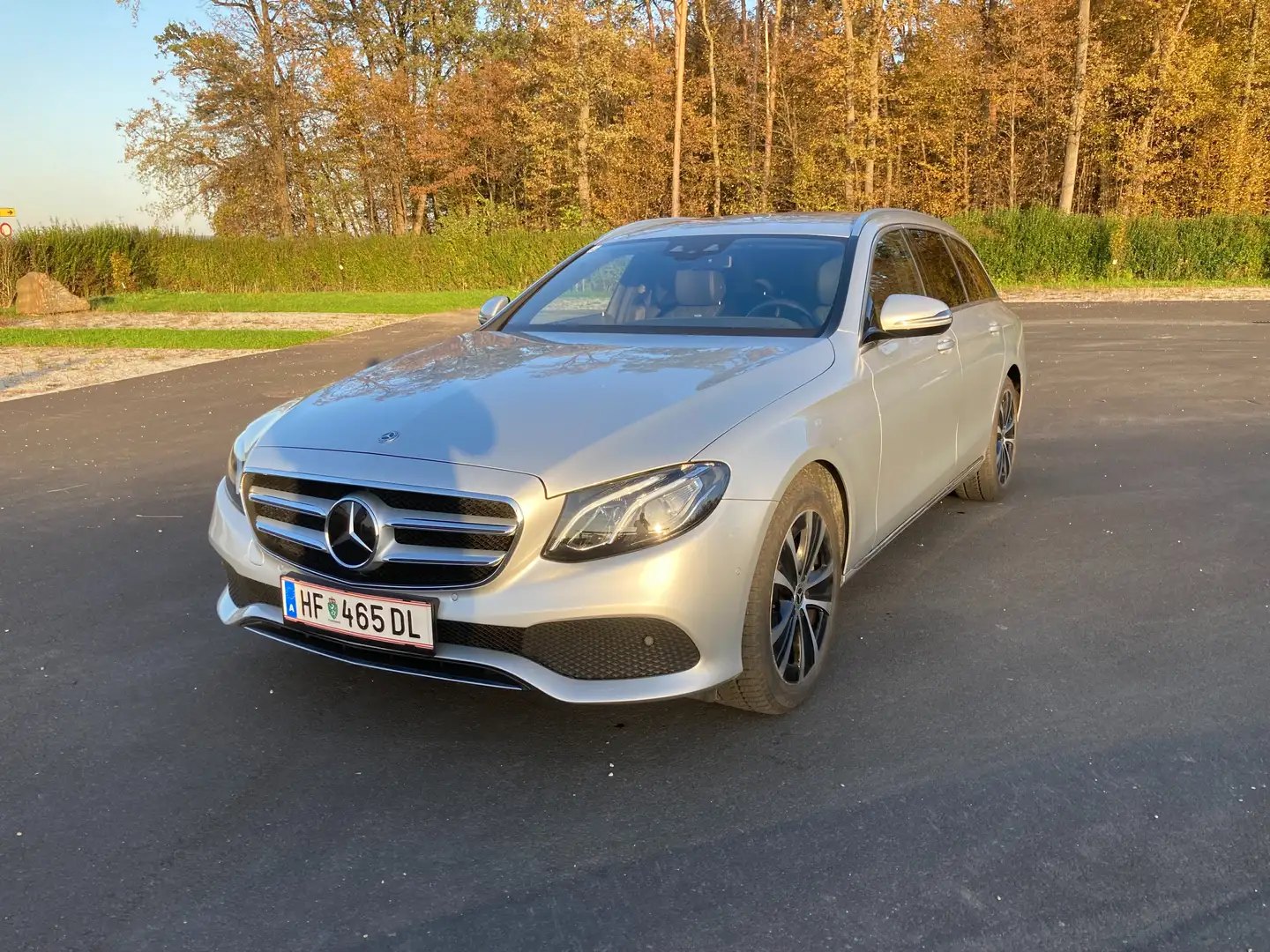 Mercedes-Benz E 400 d T Avantgarde Designio 4MATIC photo 2