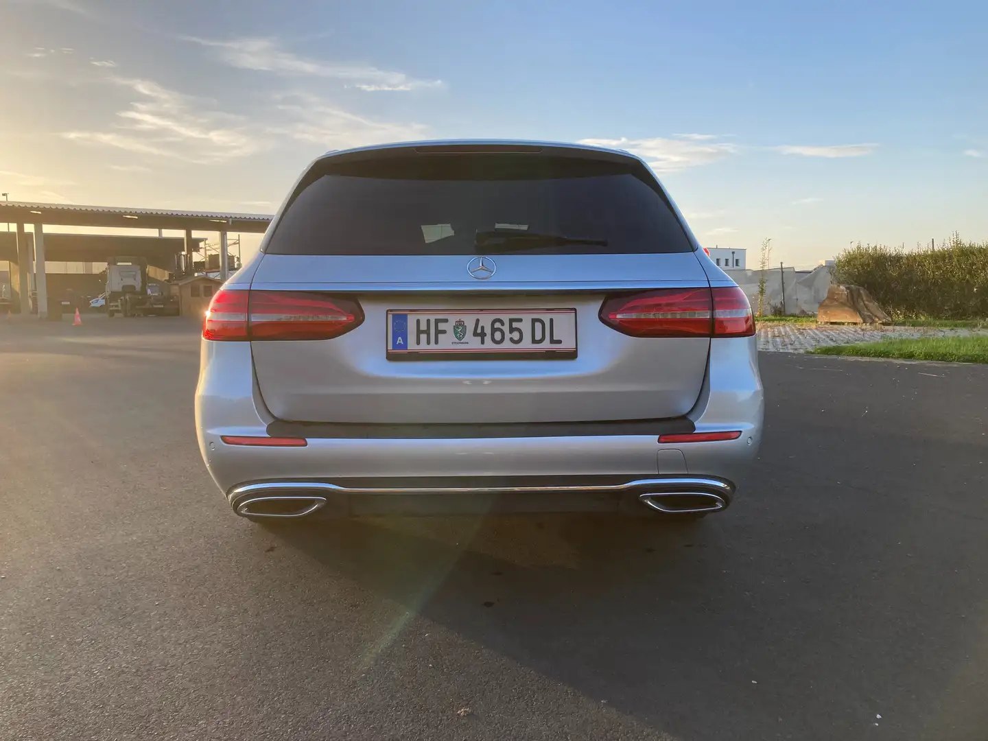 Mercedes-Benz E 400 d T Avantgarde Designio 4MATIC photo 6