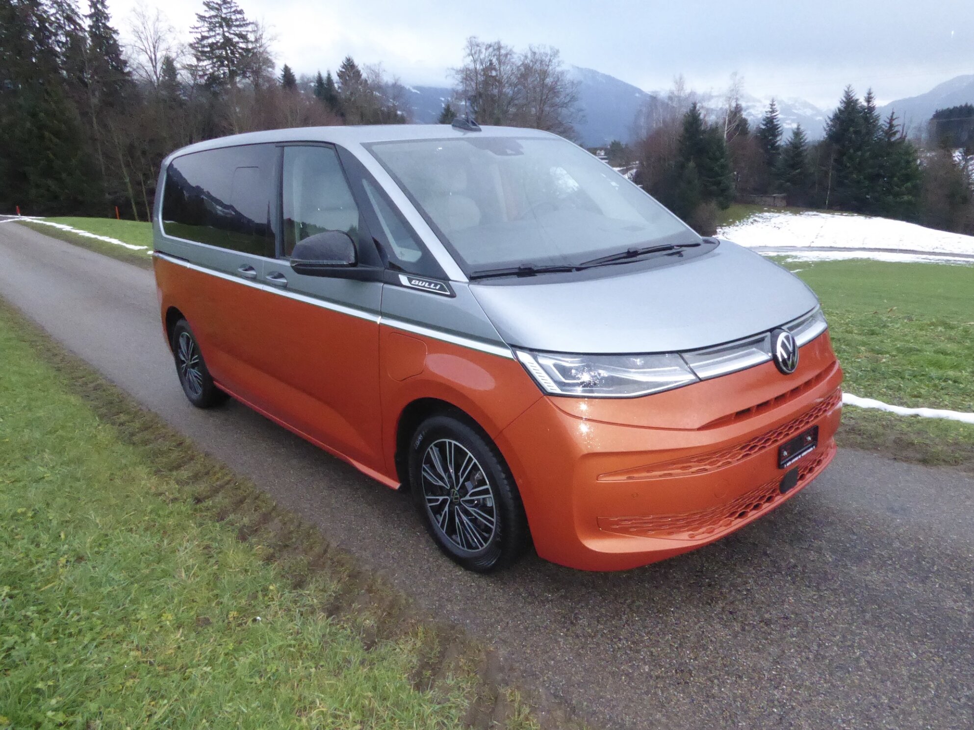 Volkswagen T7 Multivan 1.4 eHybrid Style DSG photo 2