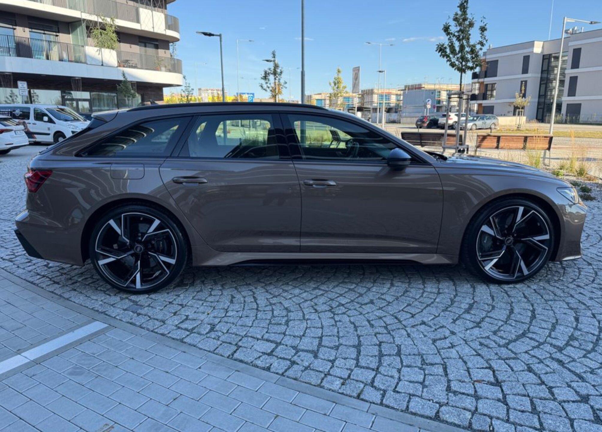 Audi RS6 photo 6