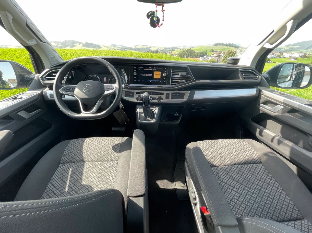 Volkswagen T6.1 California 2.0 TDI Beach 4Motion DSG photo 8