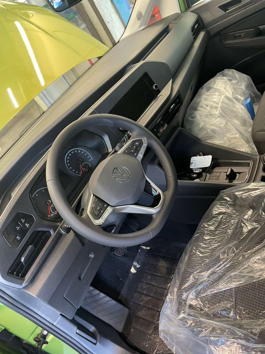 Volkswagen Caddy Maxi 1,5I photo 8