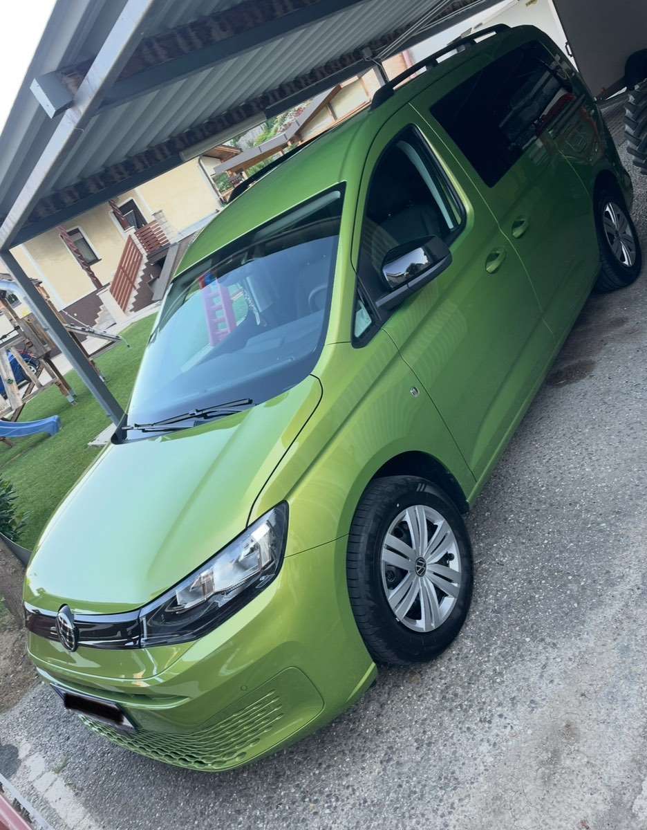 Volkswagen Caddy Maxi 1,5I photo 10