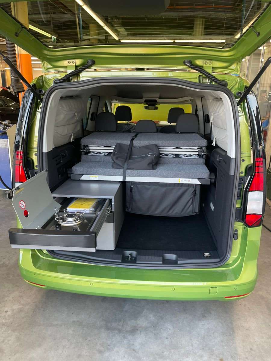 Volkswagen Caddy Maxi 1,5I photo 12