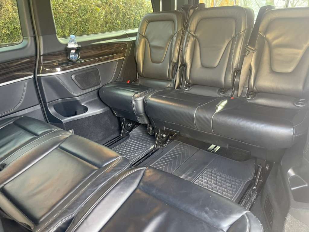 Mercedes-Benz V 250 d Kombi 4MATIC extralang Avantgarde photo 8
