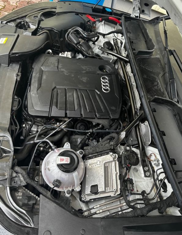 Audi Q5 Sportback 40 TDI S Line photo 19