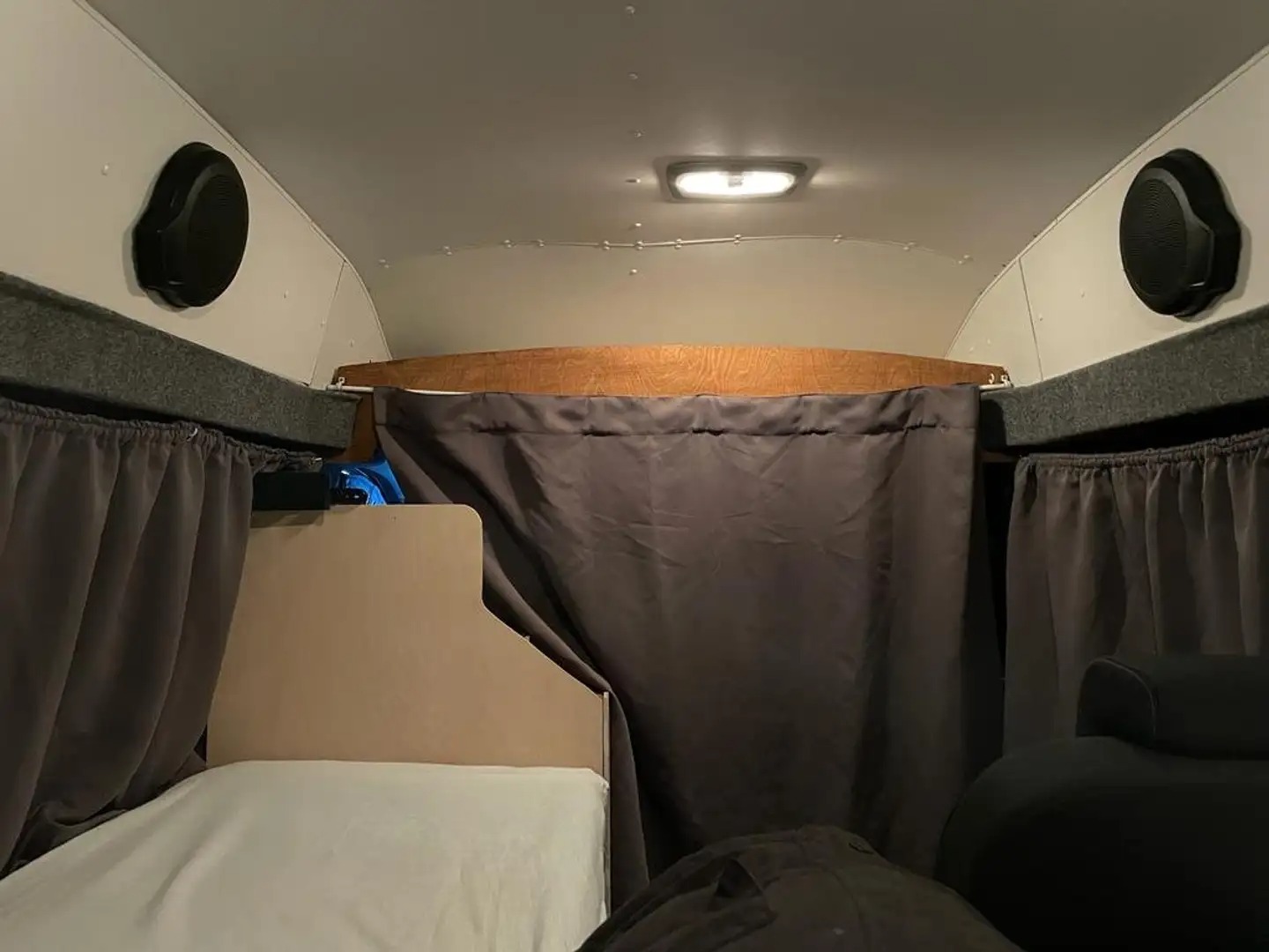 Ford Transit Custom L1H2 Camper photo 21