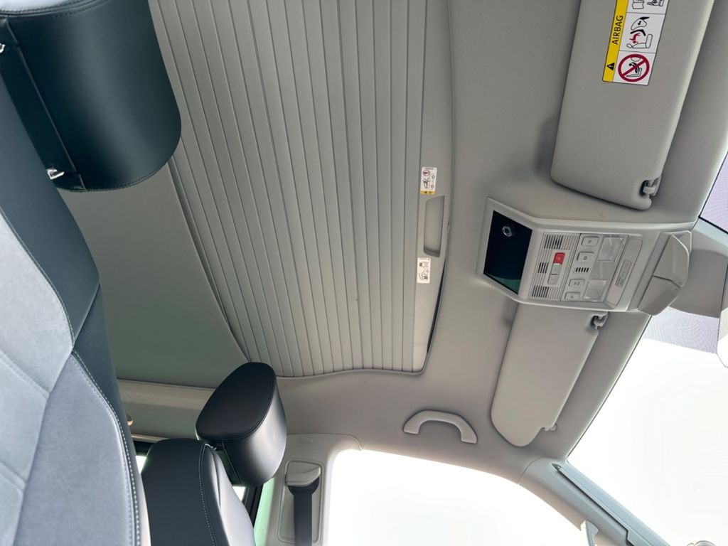 Volkswagen T6.1 California Beach Tour DSG 4MOTION photo 11