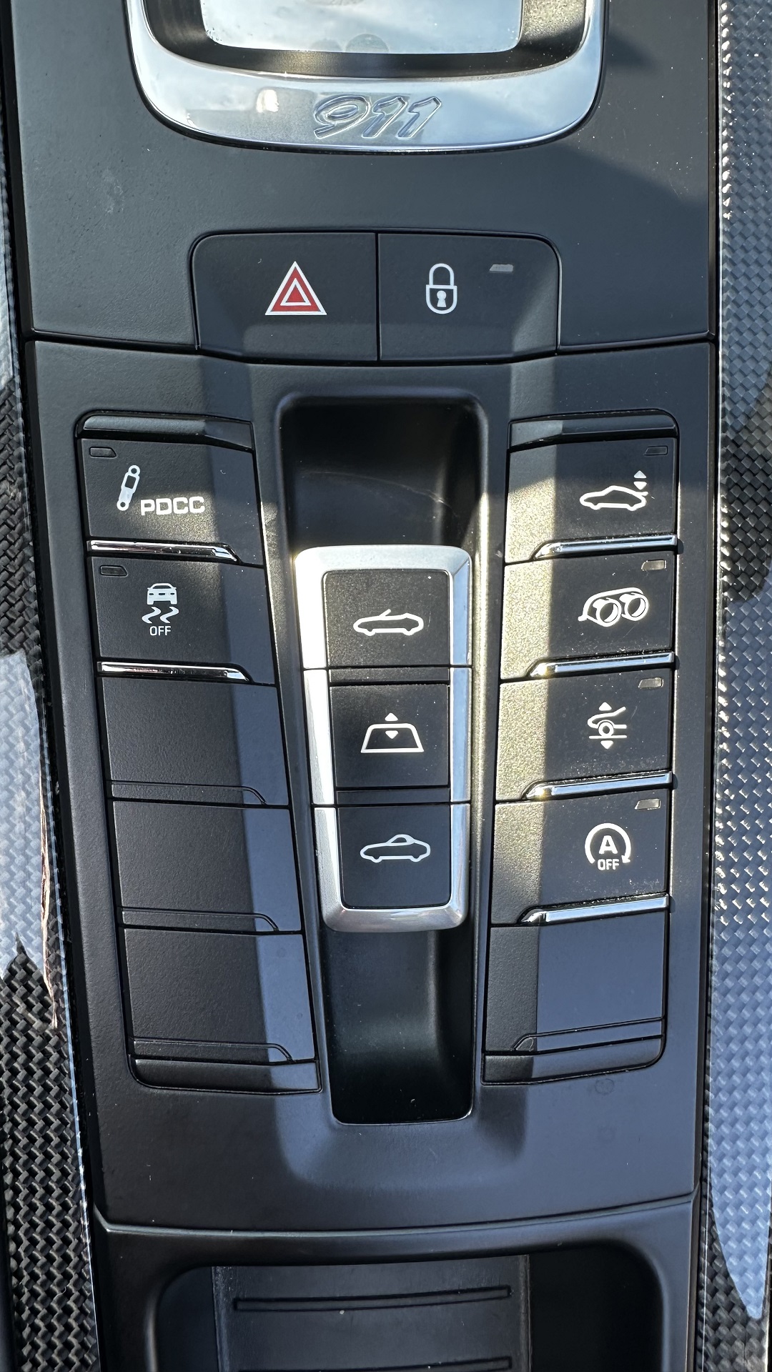Porsche 911 Carrera 4 GTS Cabrio PDK photo 18