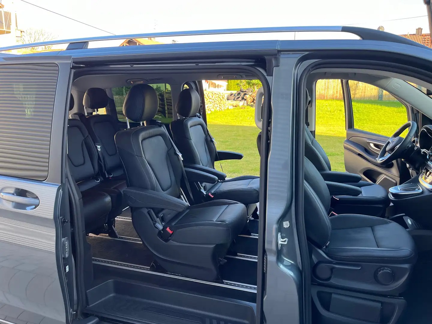 Mercedes-Benz V 250 d Lang 9G-TRONIC Edition photo 6