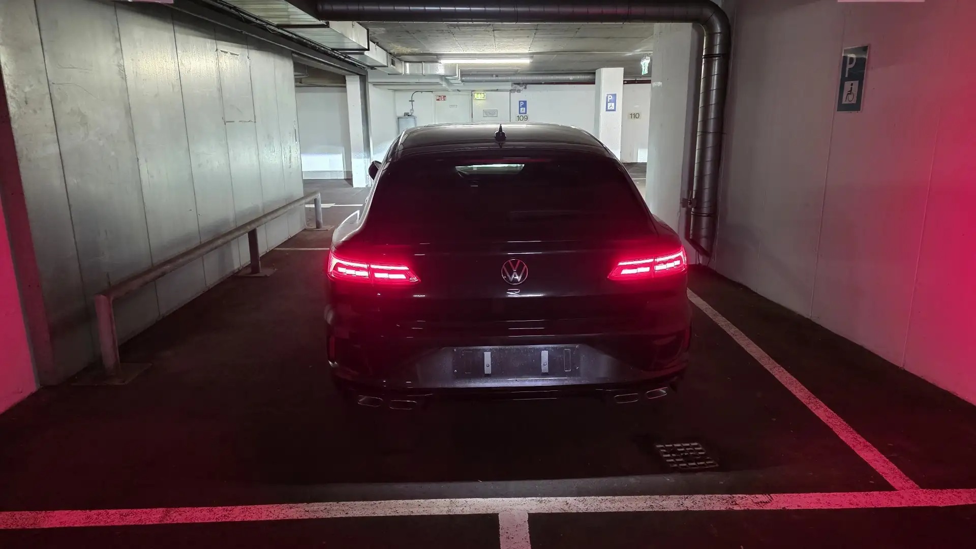 Volkswagen Arteon SB 2,0 TSI 4Motion R DSG photo 6