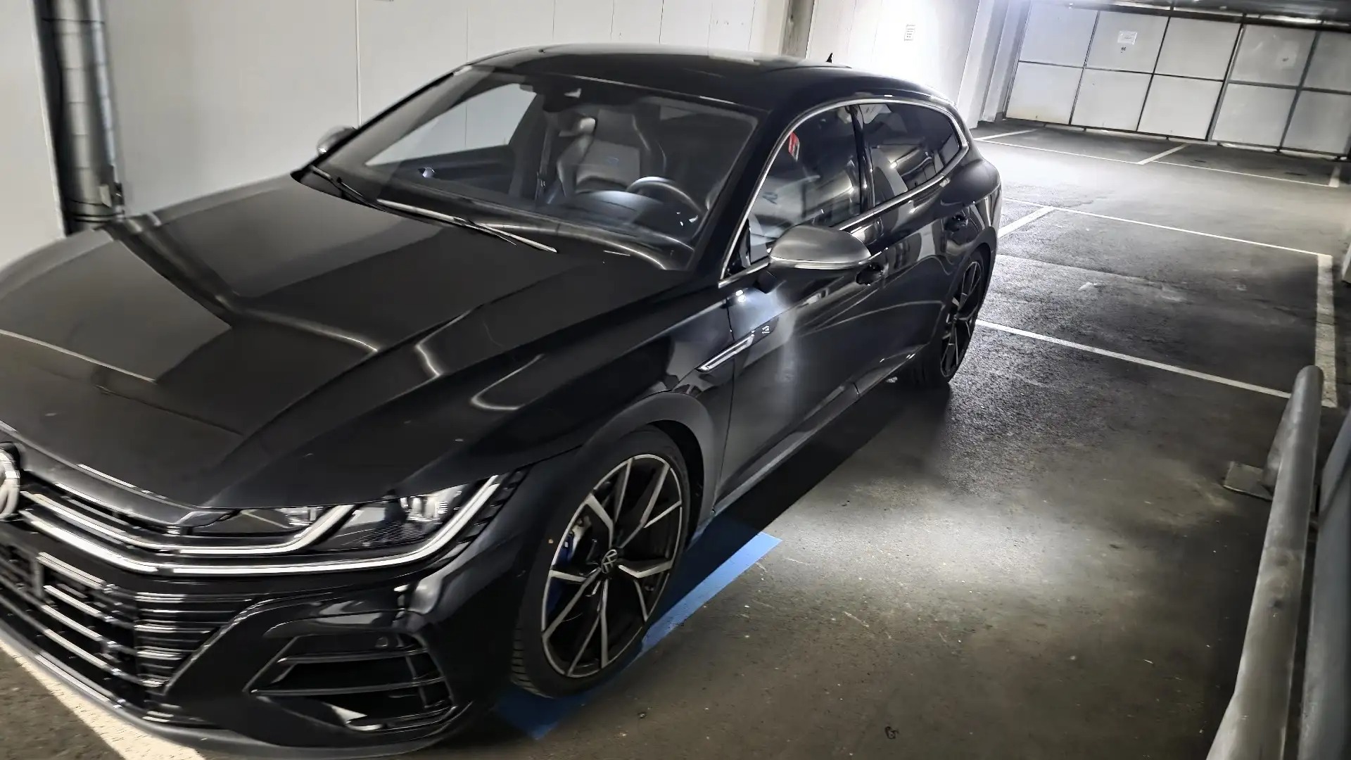 Volkswagen Arteon SB 2,0 TSI 4Motion R DSG photo 9