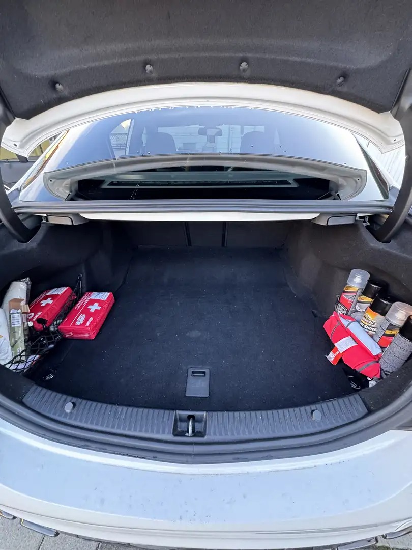 Mercedes-Benz C 220 d 4MATIC AMG Line photo 18