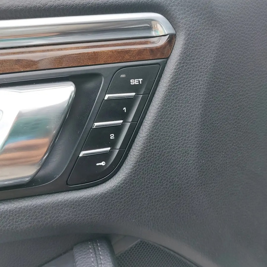 Porsche Macan S 3.0 photo 12