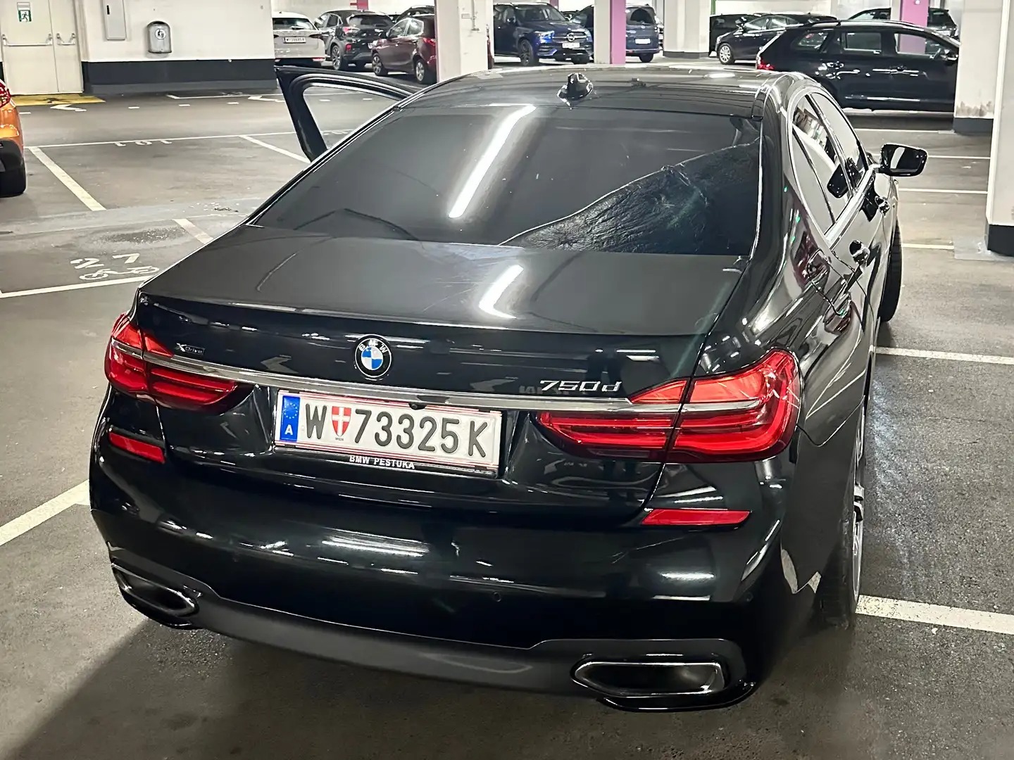 BMW 750 d xDrive M Paket photo 9