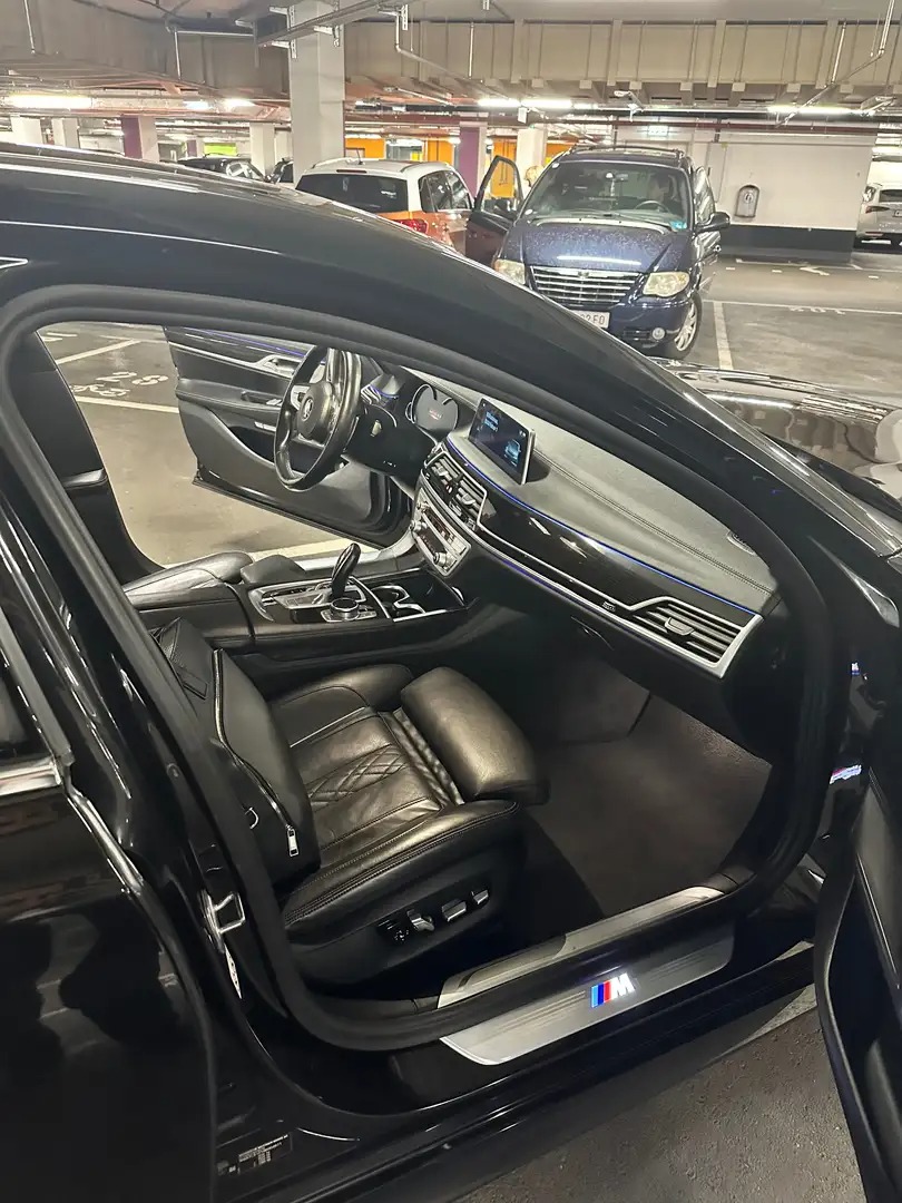 BMW 750 d xDrive M Paket photo 13