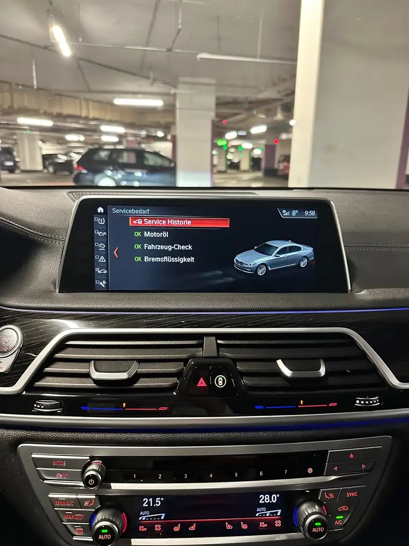 BMW 750 d xDrive M Paket photo 15