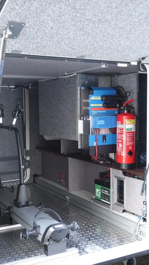 Carthago Chic E-Line I51 Linerclass Fiat Ducato photo 6