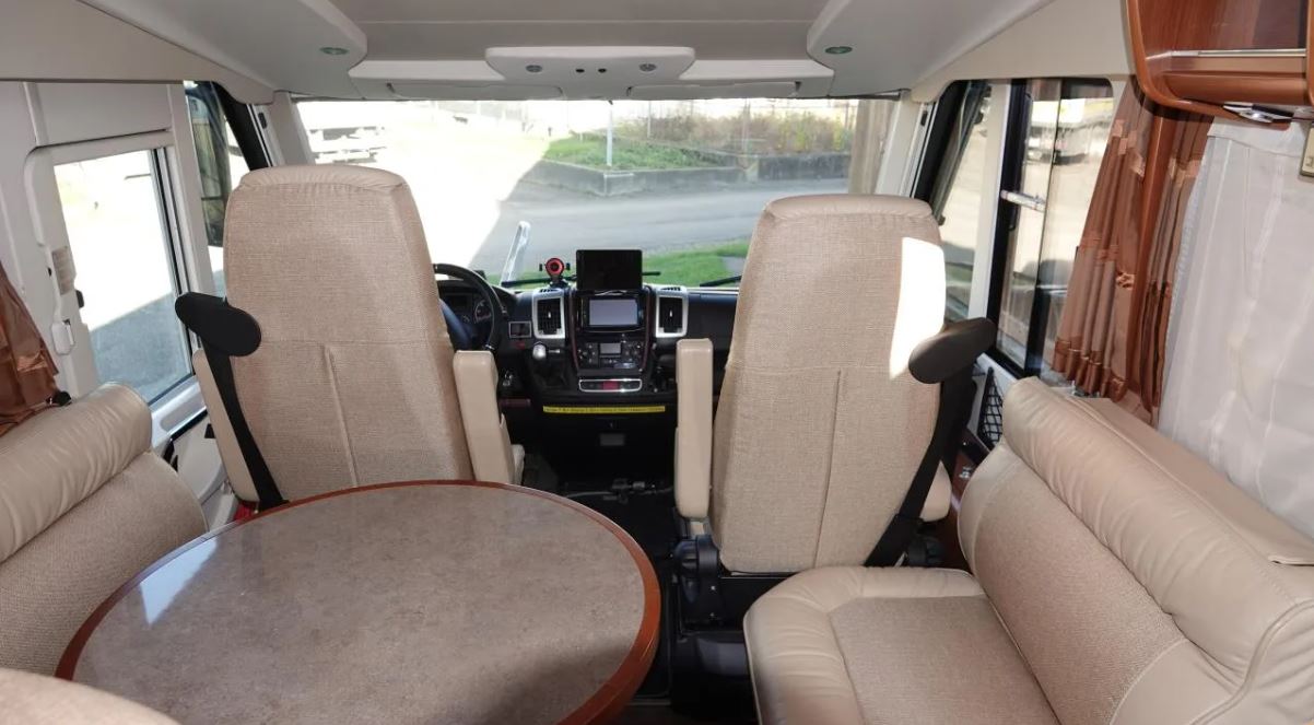 Carthago Chic E-Line I51 Linerclass Fiat Ducato photo 16