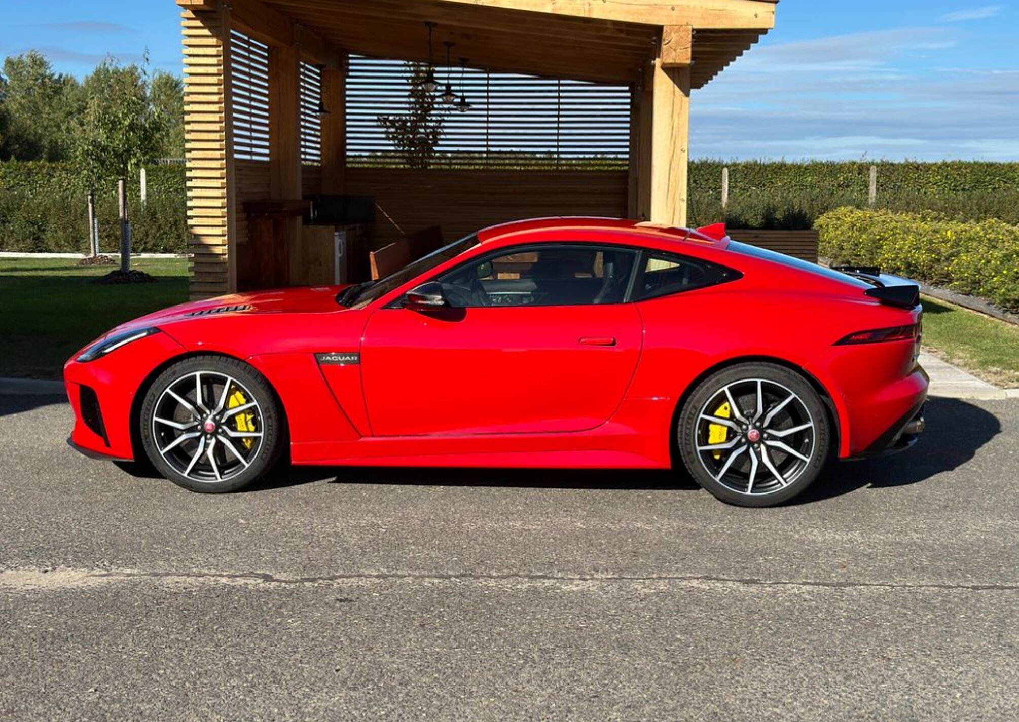 Jaguar F-Type SVR 5.0 photo 9