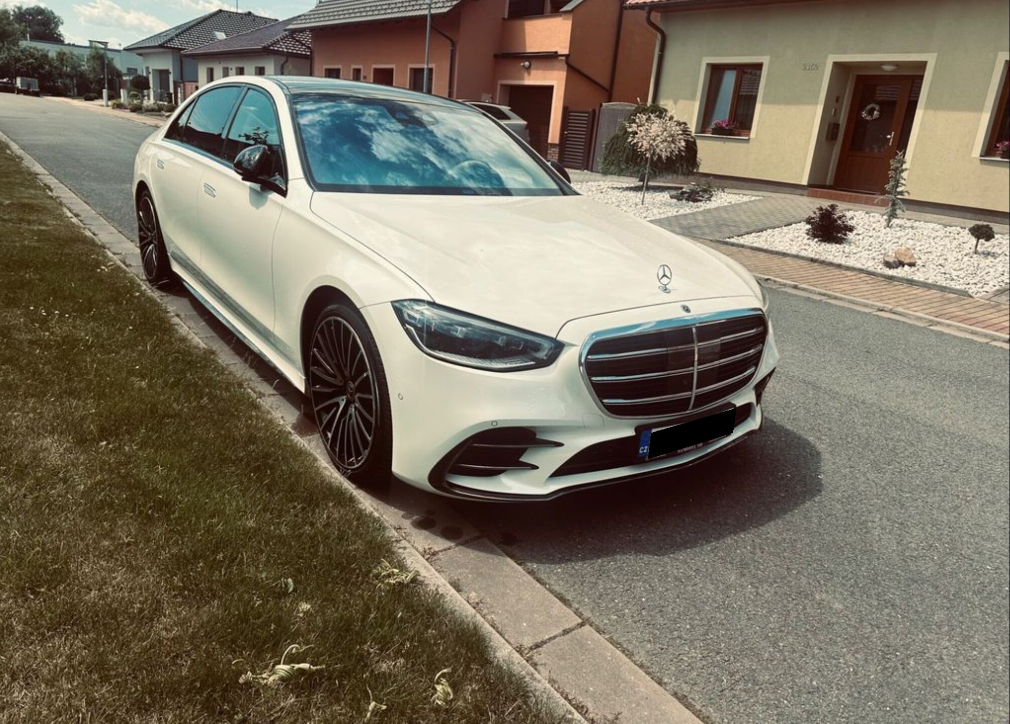 Mercedes-Benz S 400 d 4Matic photo 2