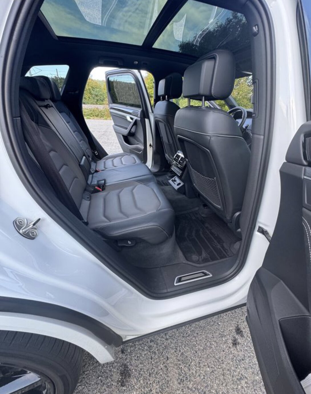 Volkswagen Touareg photo 12