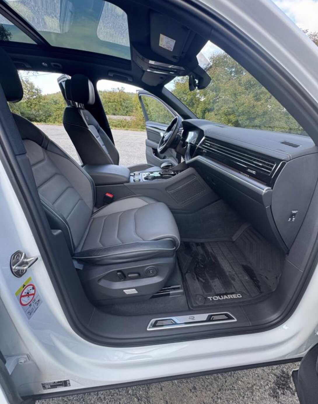 Volkswagen Touareg photo 14
