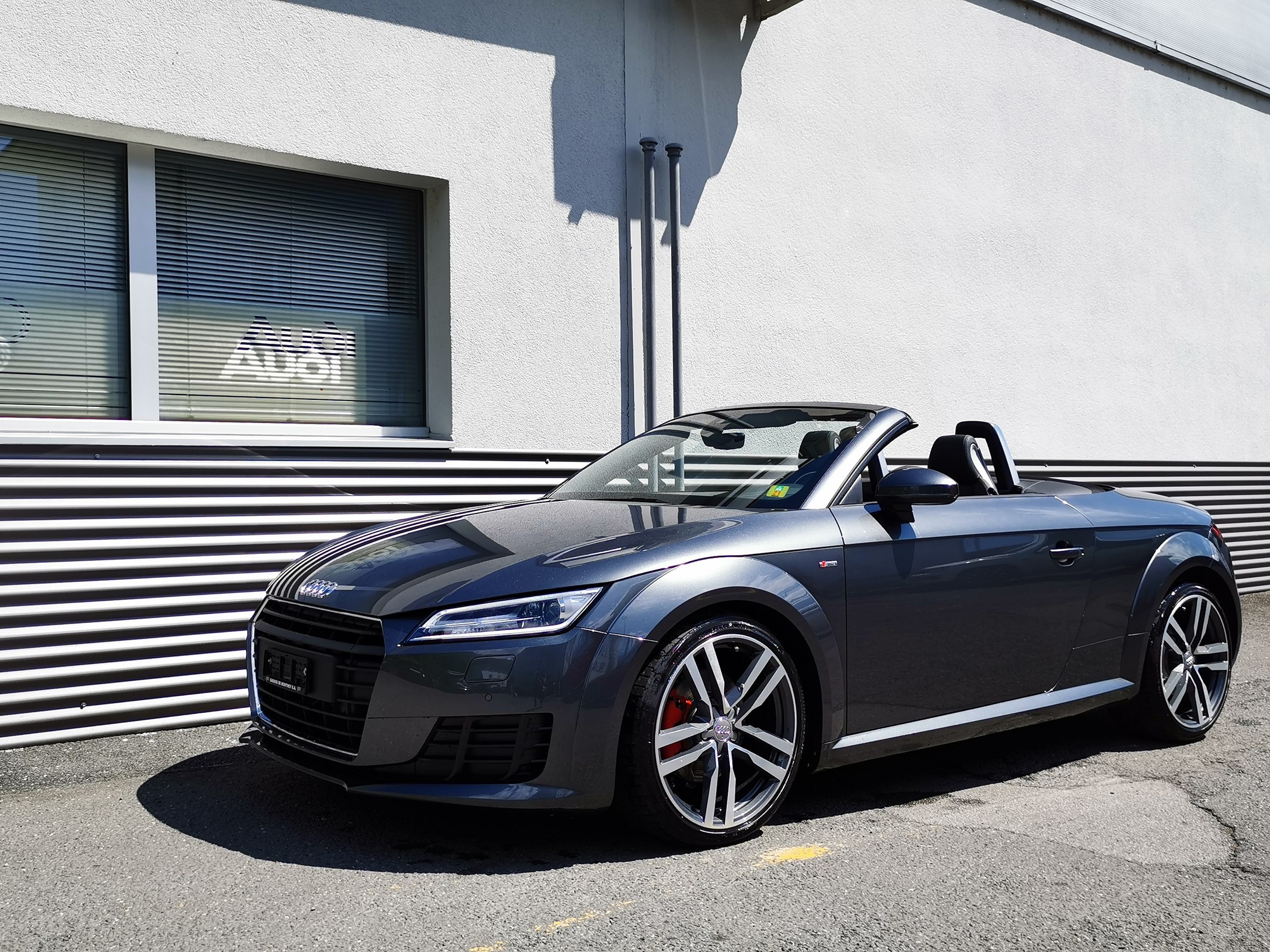 AUDI TT Roadster 2.0 TFSI photo 3
