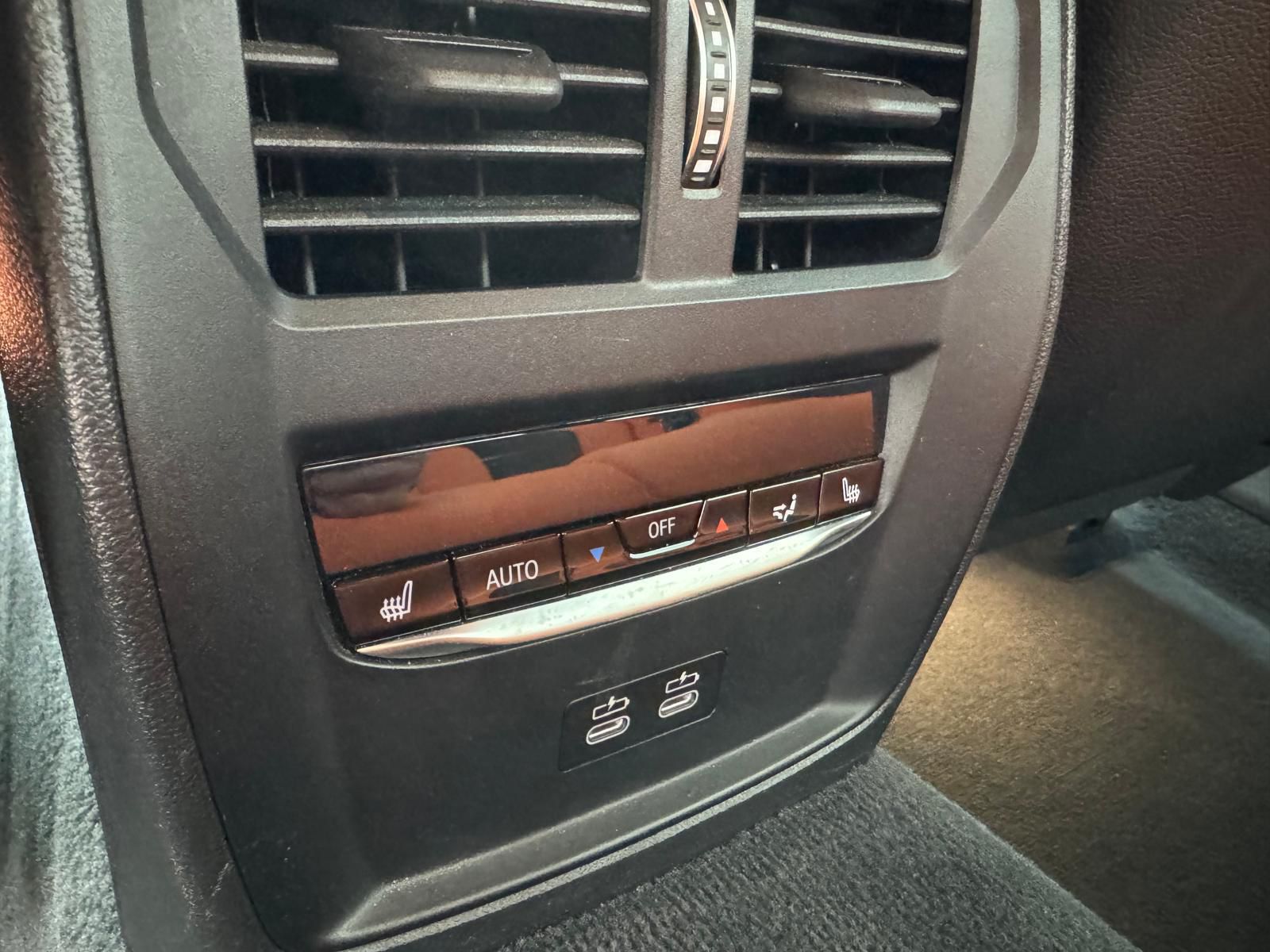 BMW M3 xDrive photo 6