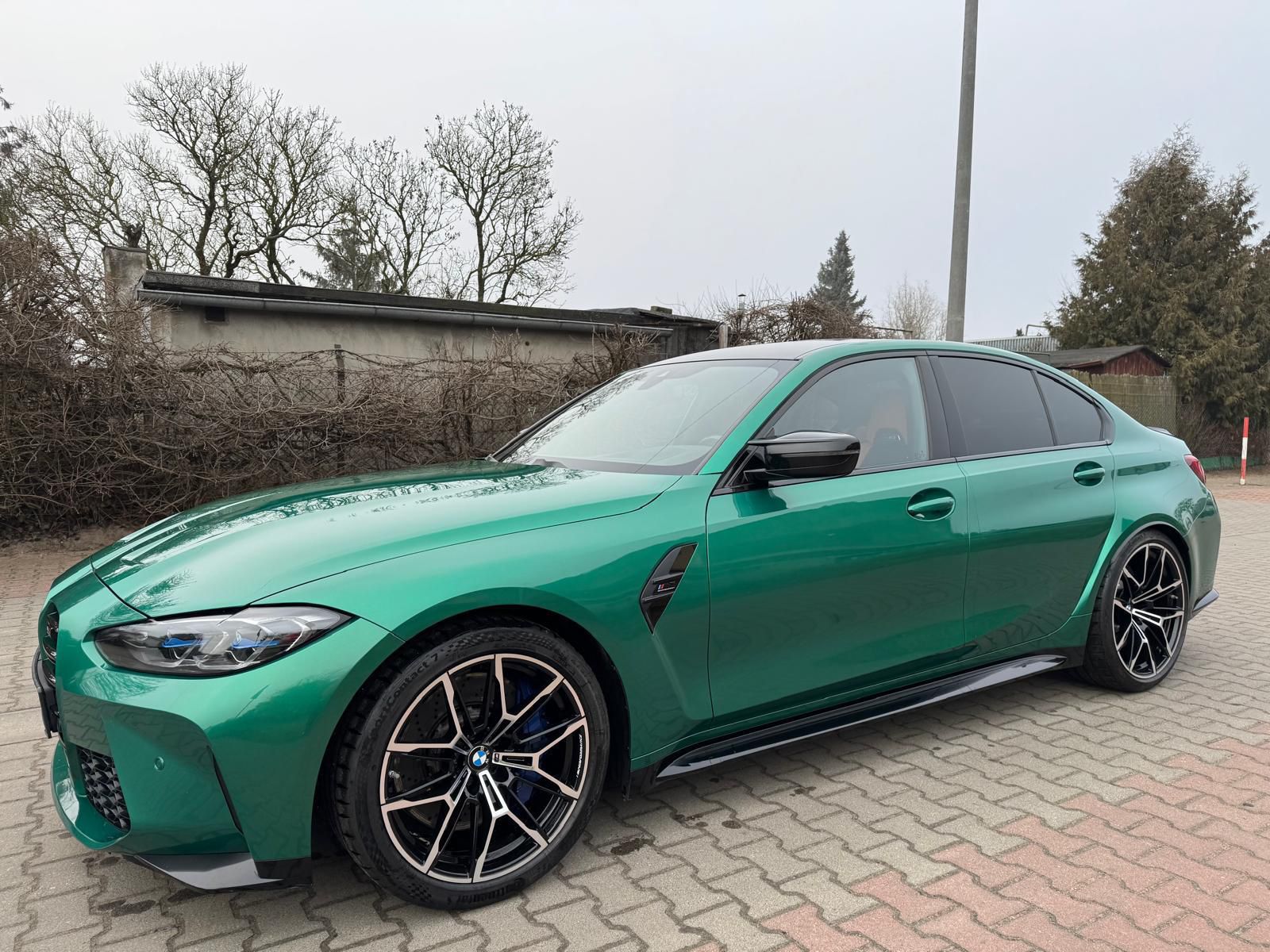 BMW M3 xDrive photo 11