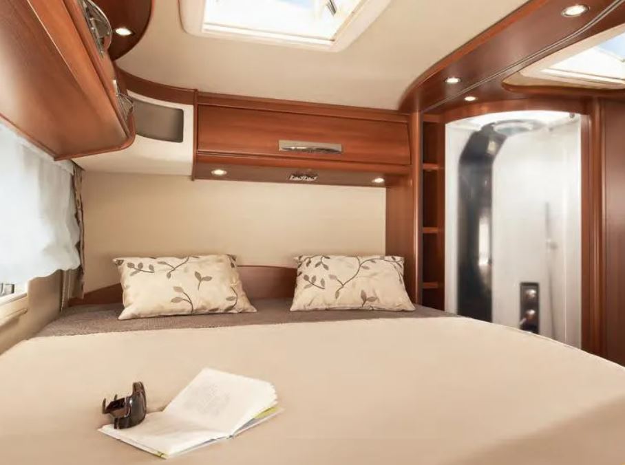 Carthago Chic E-Line I49 Yachting Fiat photo 15