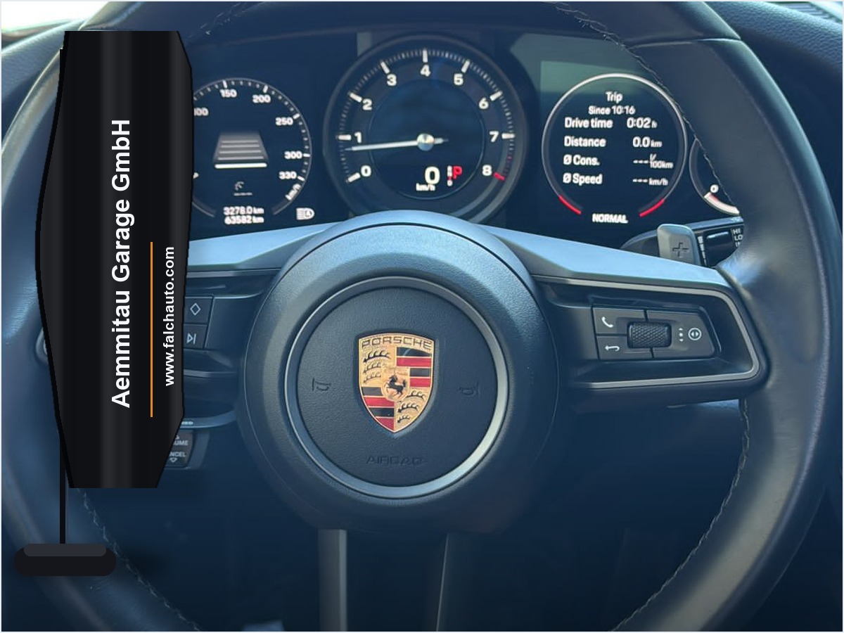 Porsche 911 Carrera 4