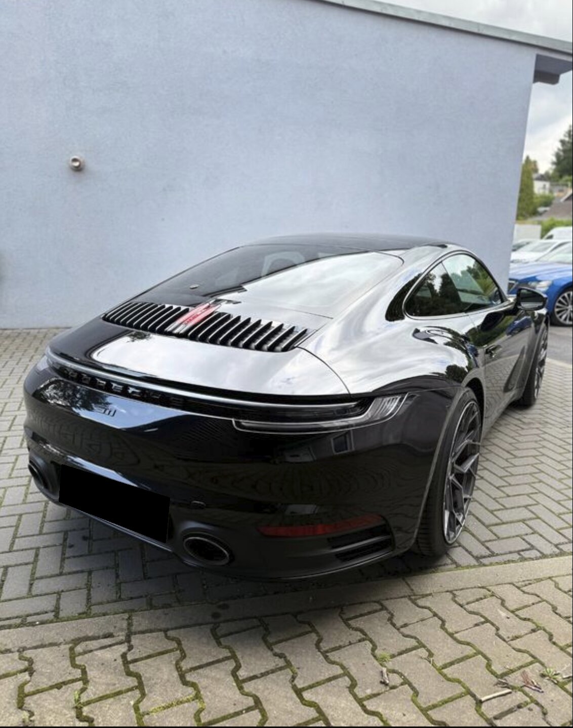 Porsche 911 Carrera 4 photo 6