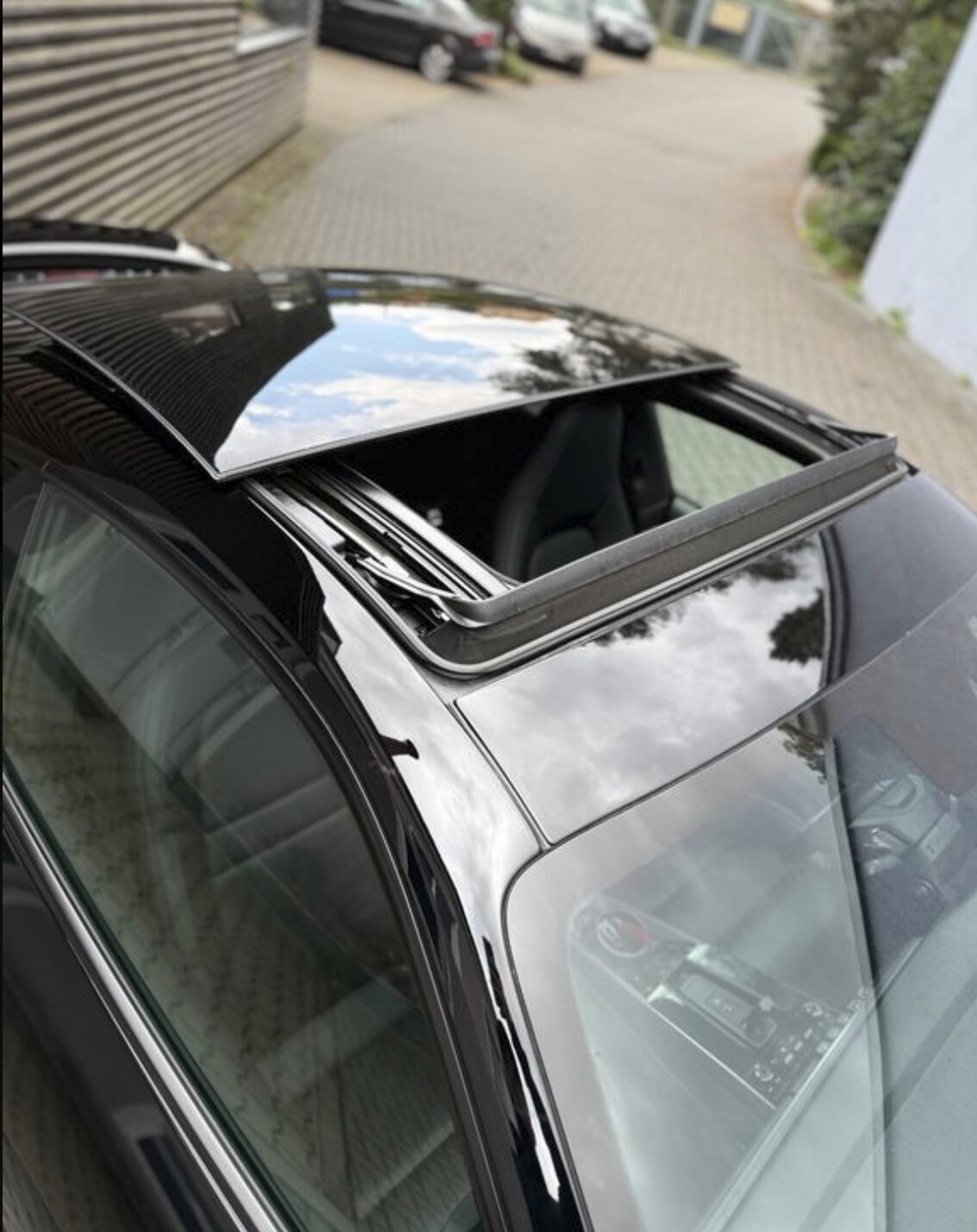 Porsche 911 Carrera 4 photo 16