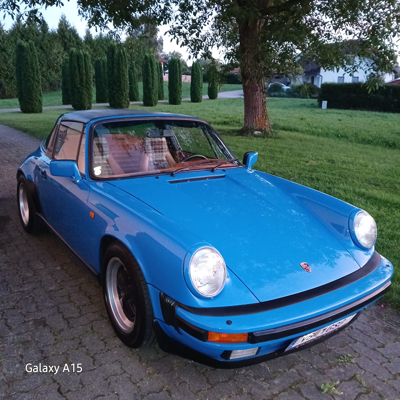 Porsche 911 SC Targa photo 2