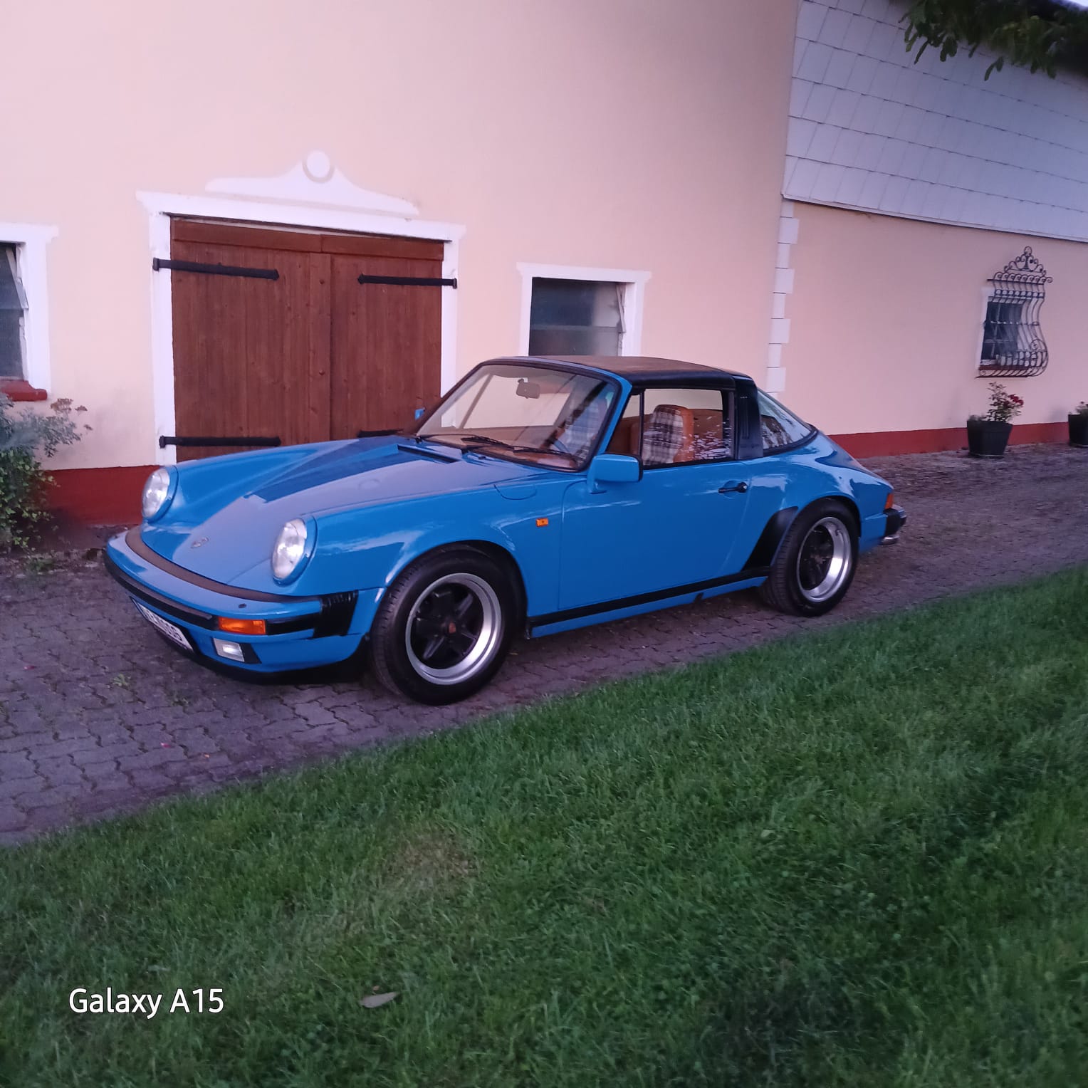 Porsche 911 SC Targa photo 6