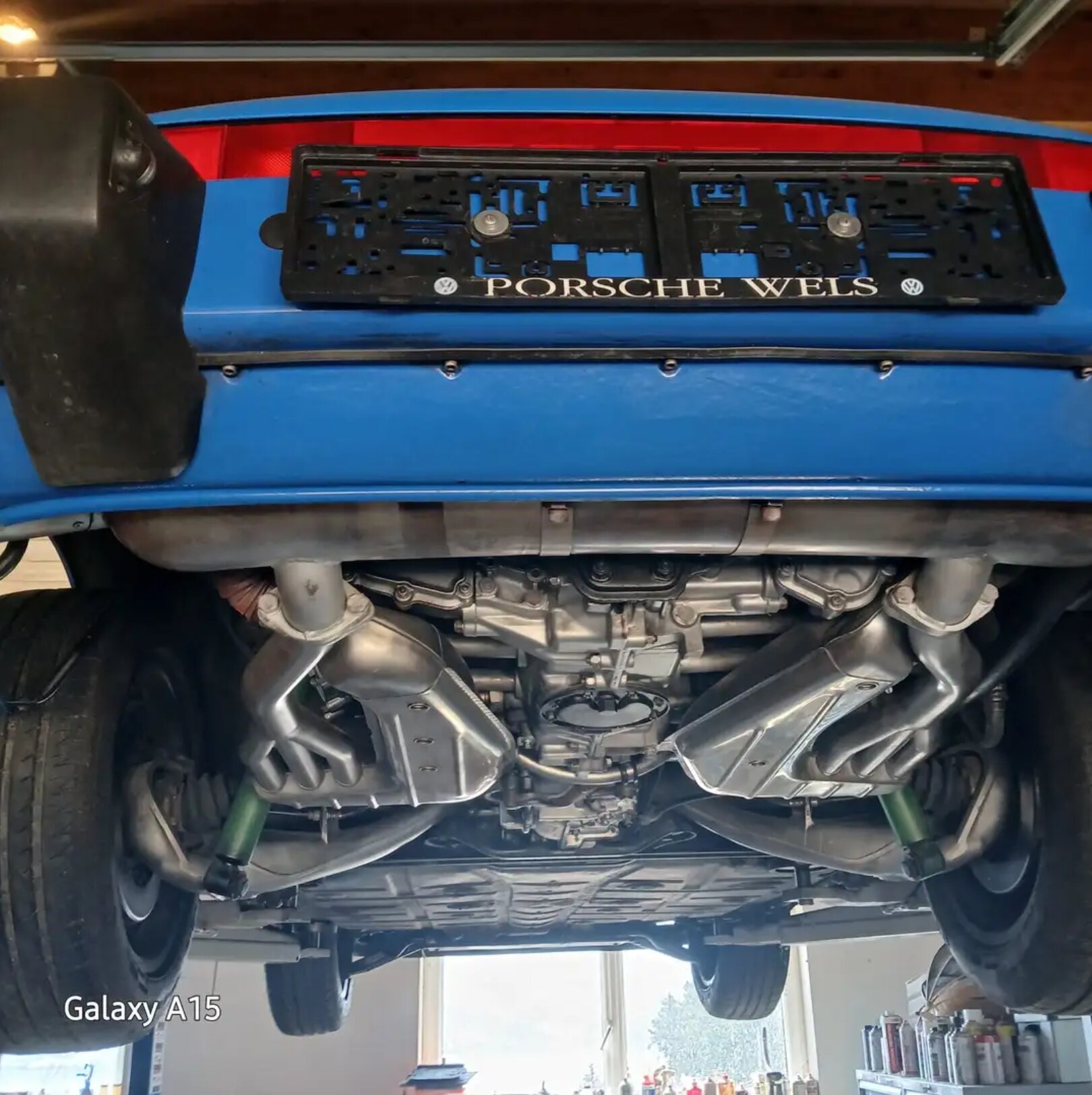 Porsche 911 SC Targa photo 18