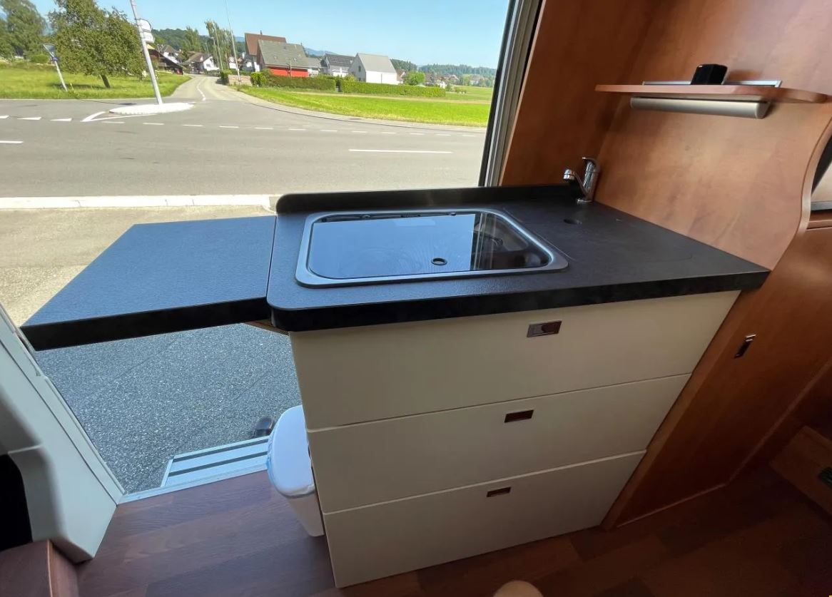 Carthago Malibu Van 640 LE 40 Fiat photo 12